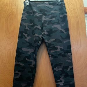 Camo leggings